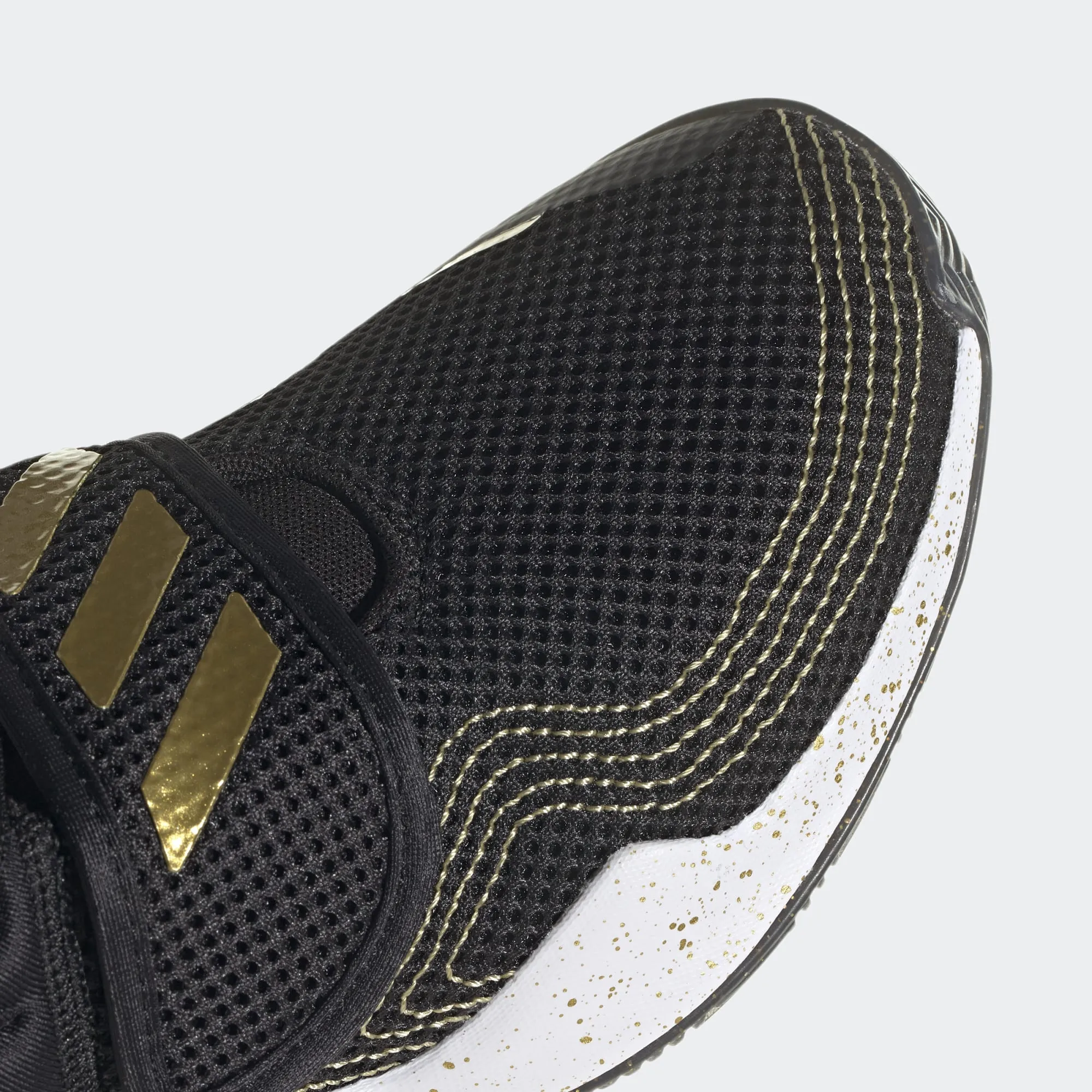 ADIDAS DEEP THREAT PRIMEBLUE  KIDS BASKETBALL SHOES