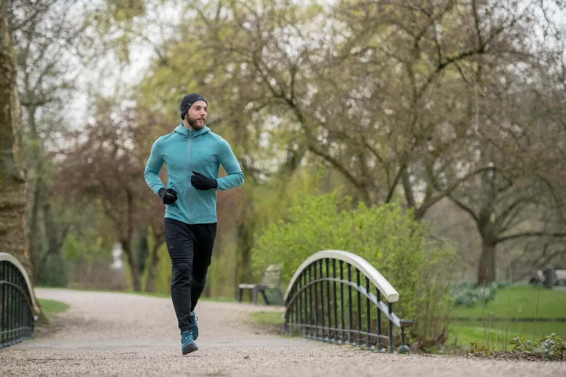 Bonnet running seamless adulte- kiprun noir
