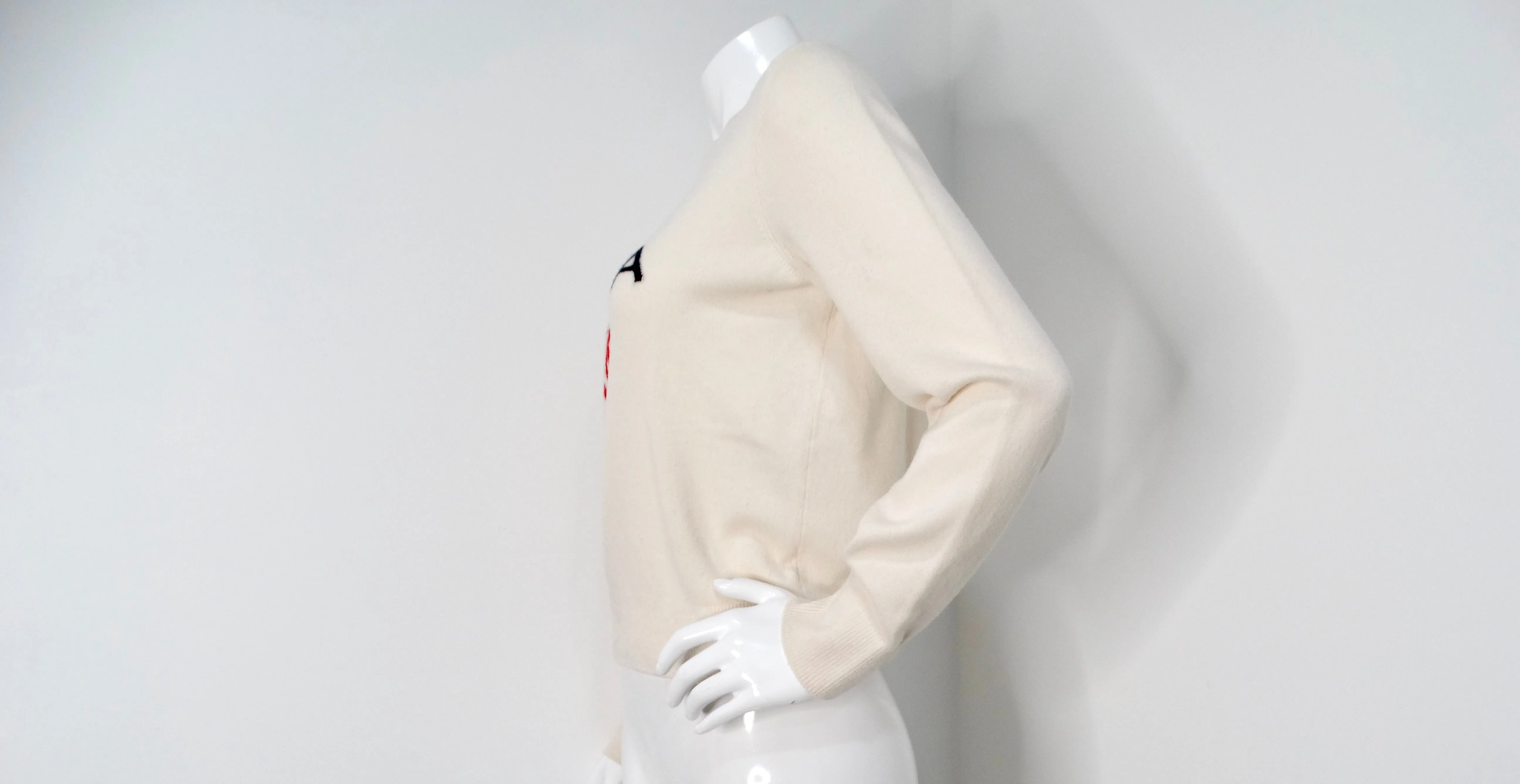 Chanel 2019 La Pausa Cream Cashmere Sweater