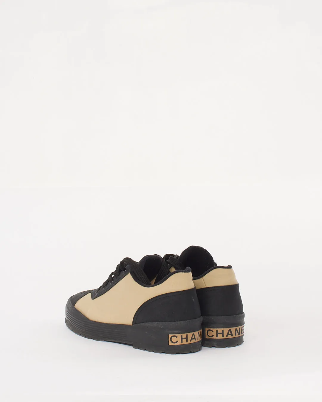 Chanel Beige and Black Nylon Low Top Sneakers With CC Logo - 37