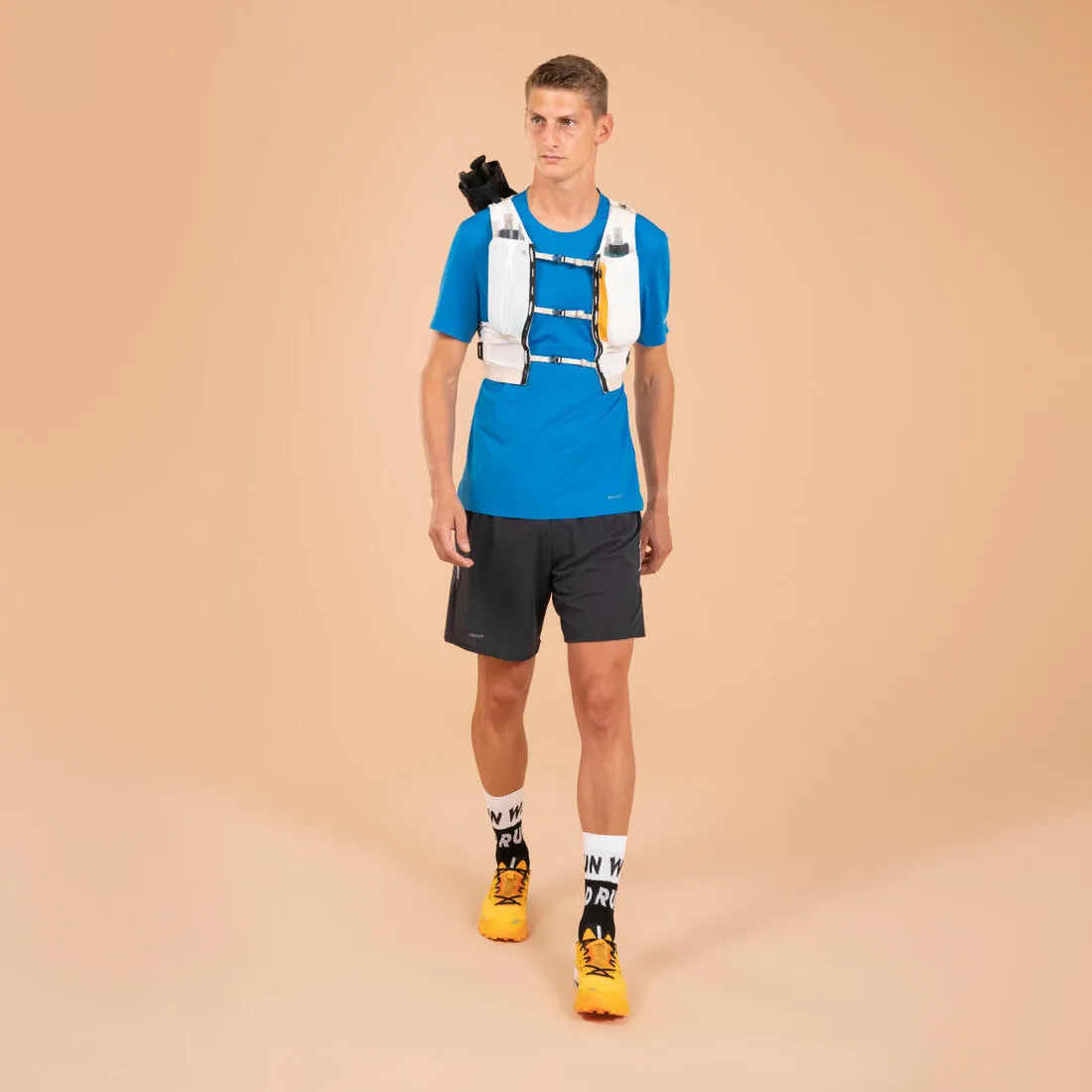 CHAUSSETTES DE RUNNING RUN900 EPAISSES MI-MOLLET