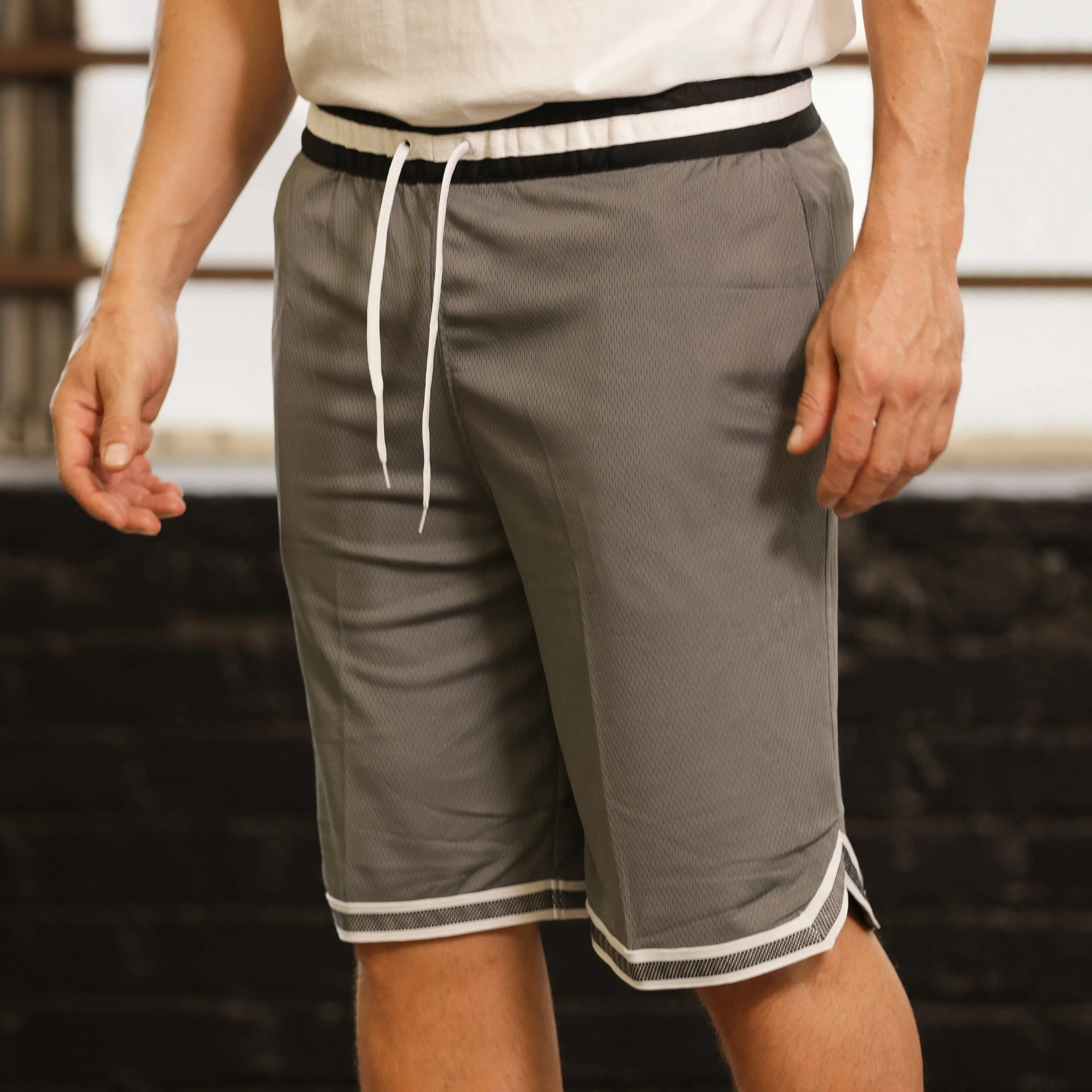 Classic Basketball Short - Mens
