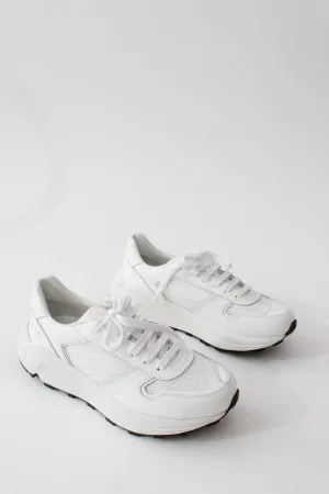Common Projects Premium Runner In Mesh