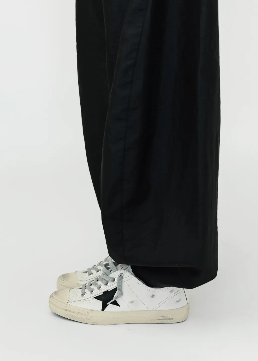 Golden Goose V-Star Sneaker White/Black