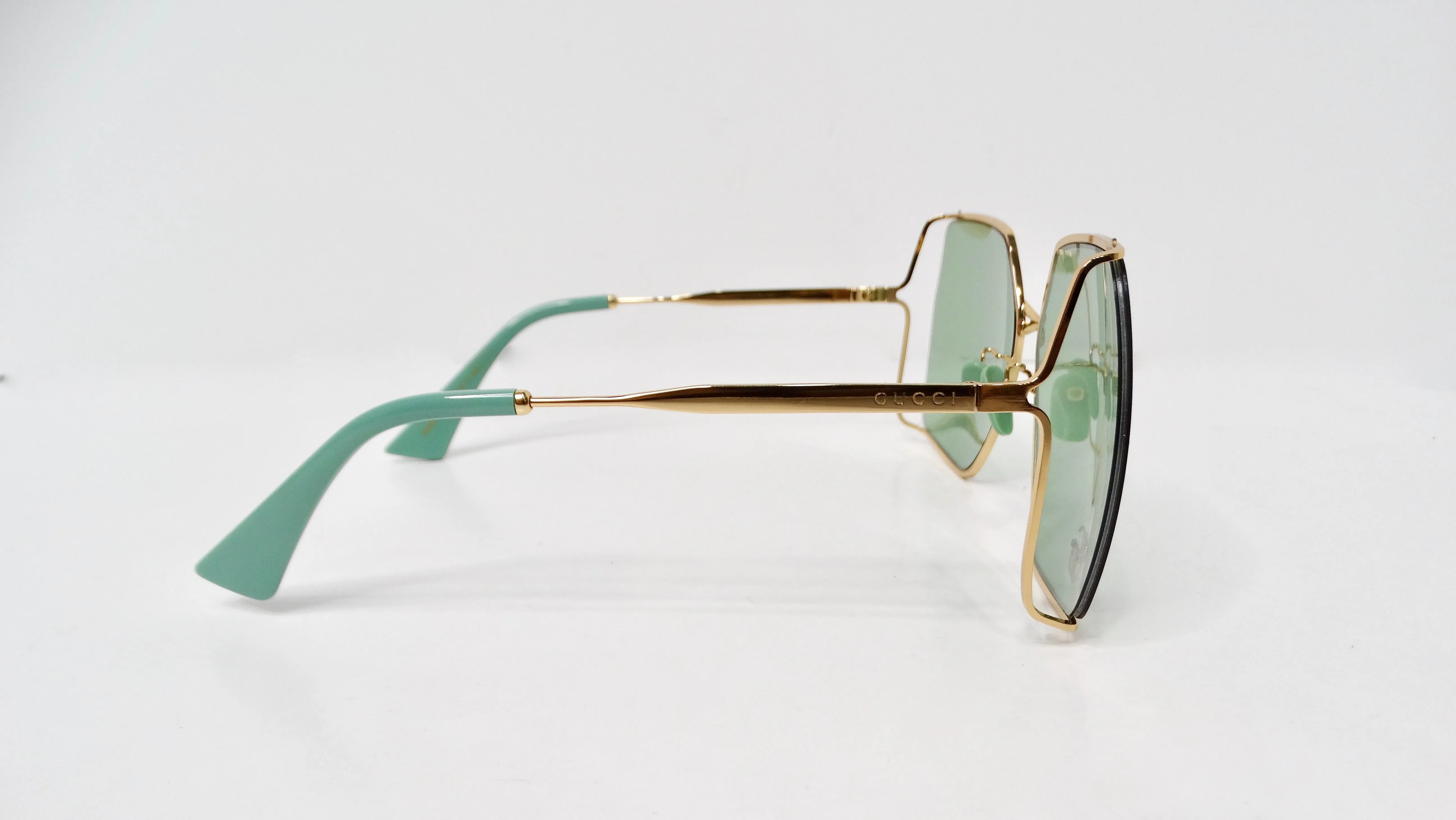 Gucci Oversized Green With Gold-Tone Metal Frame GG Logo Sunglasses