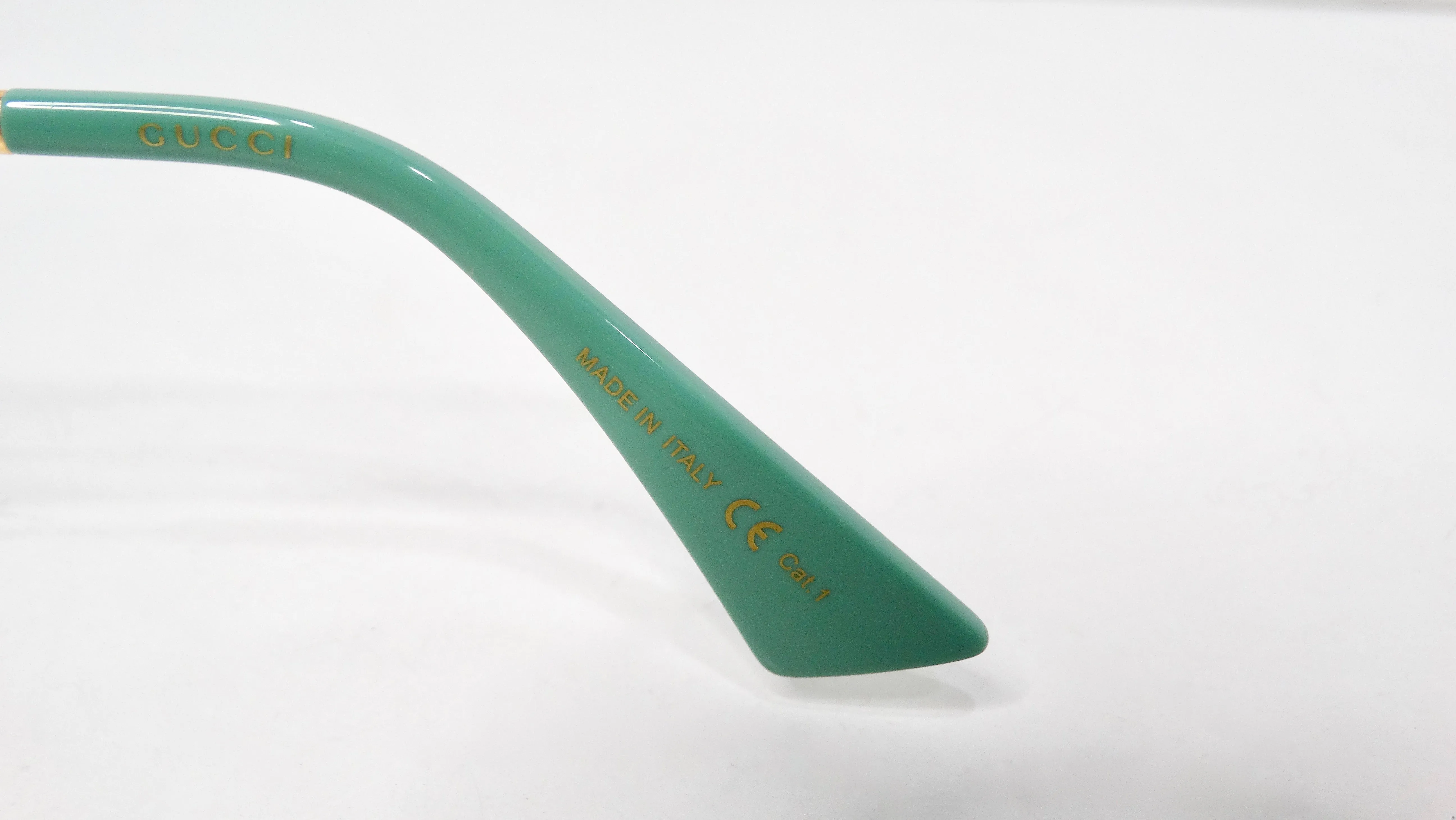 Gucci Oversized Green With Gold-Tone Metal Frame GG Logo Sunglasses