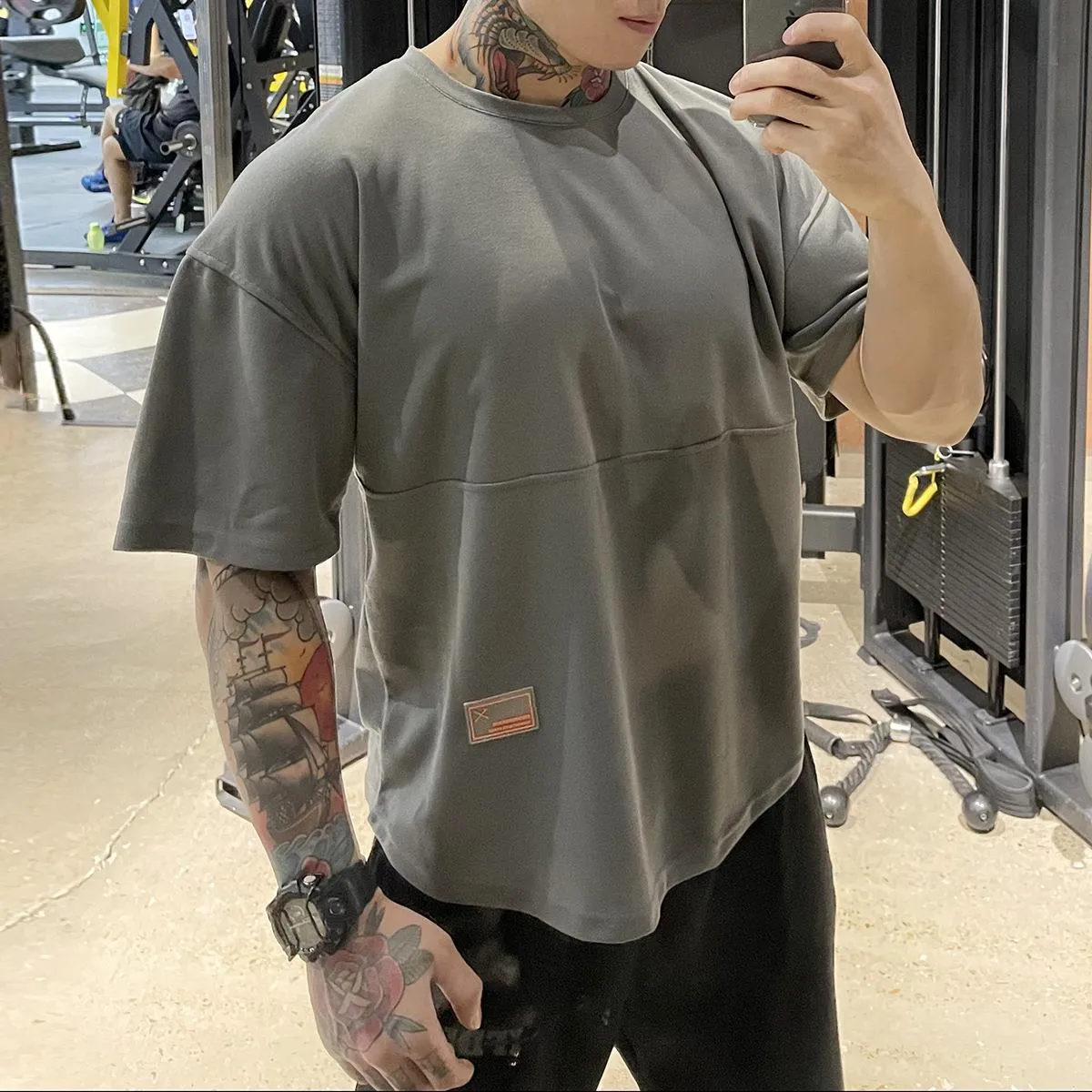 INSTOCK- Men's Sports Short Sleeve Loose Breathable Training Half