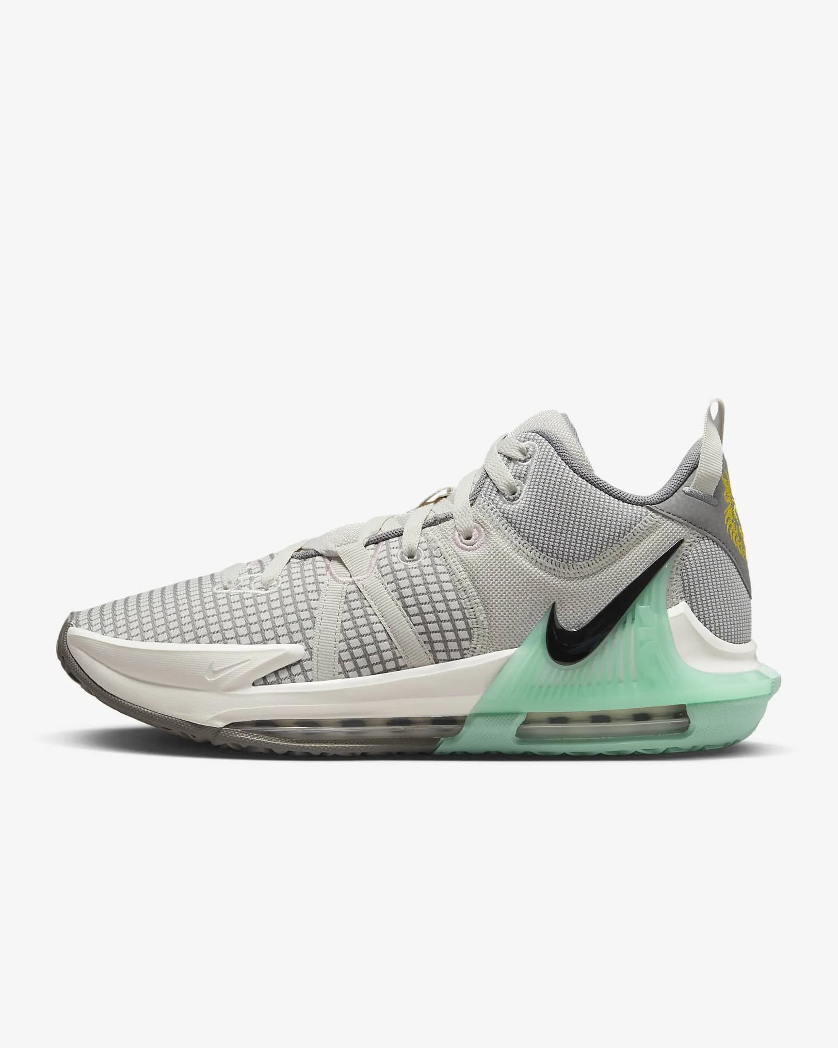 LeBron Witness 7