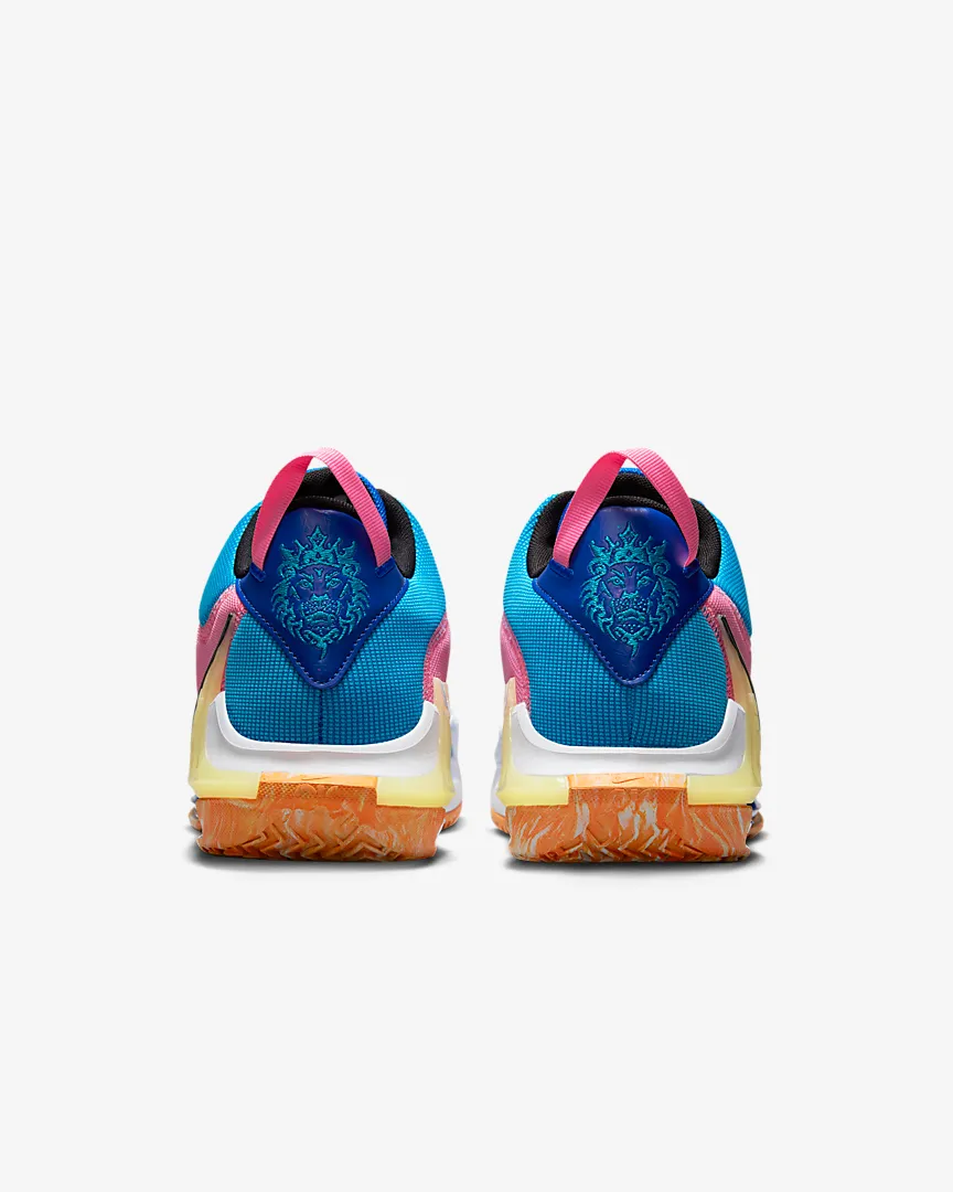 LeBron Witness 7