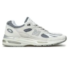 MADE in UK 991v2 | Cool Grey