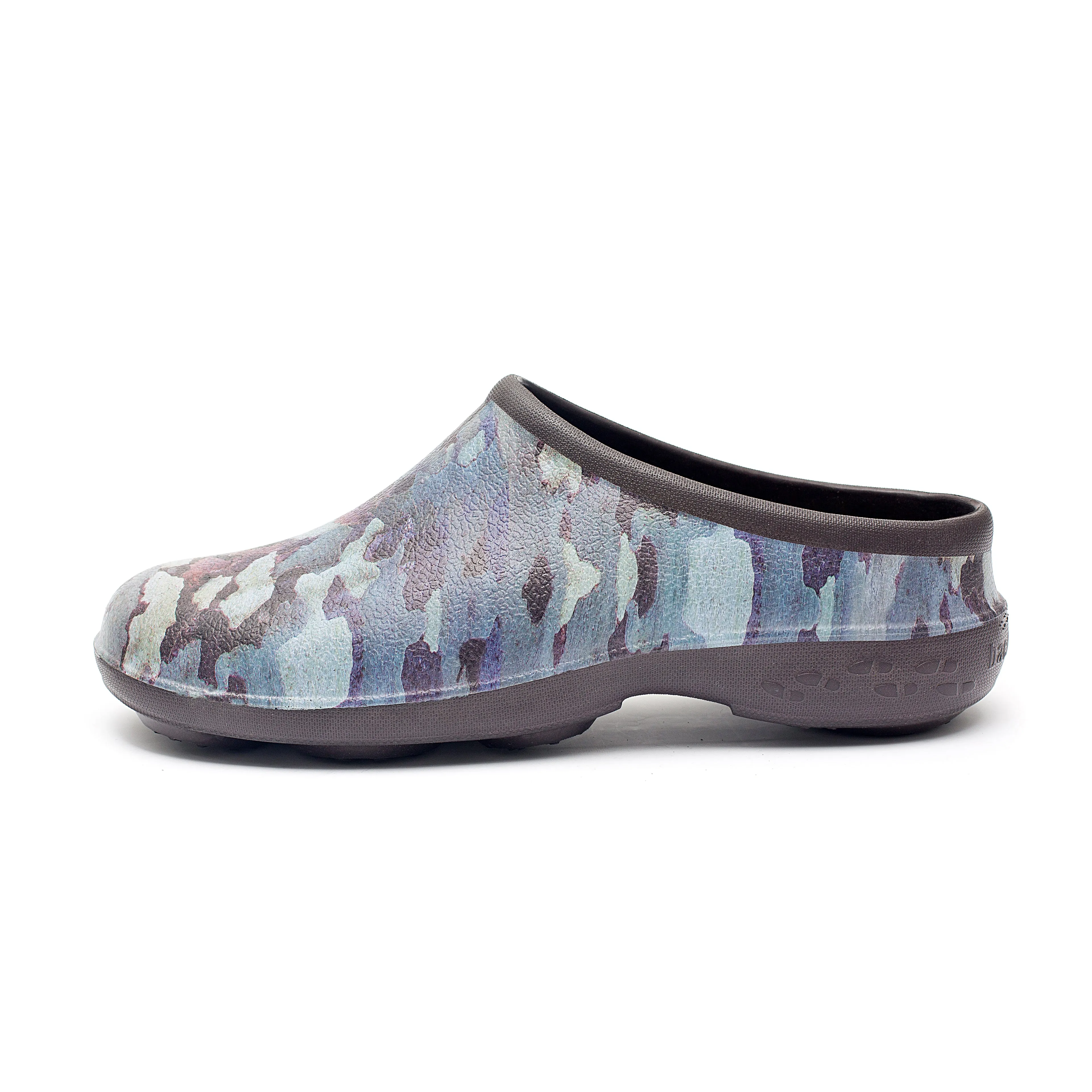 Men's Camo Chunky Tread Clogs