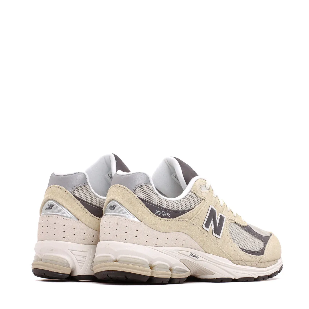 New Balance Men 2002R Sandstone M2002RFA