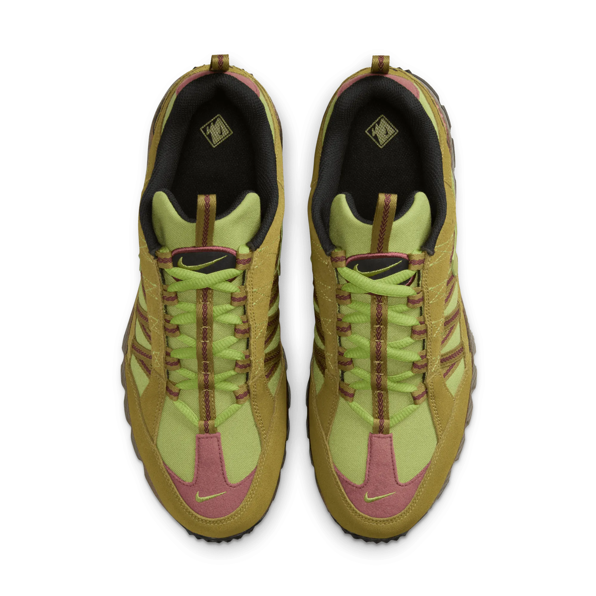 NIKE AIR HUMARA