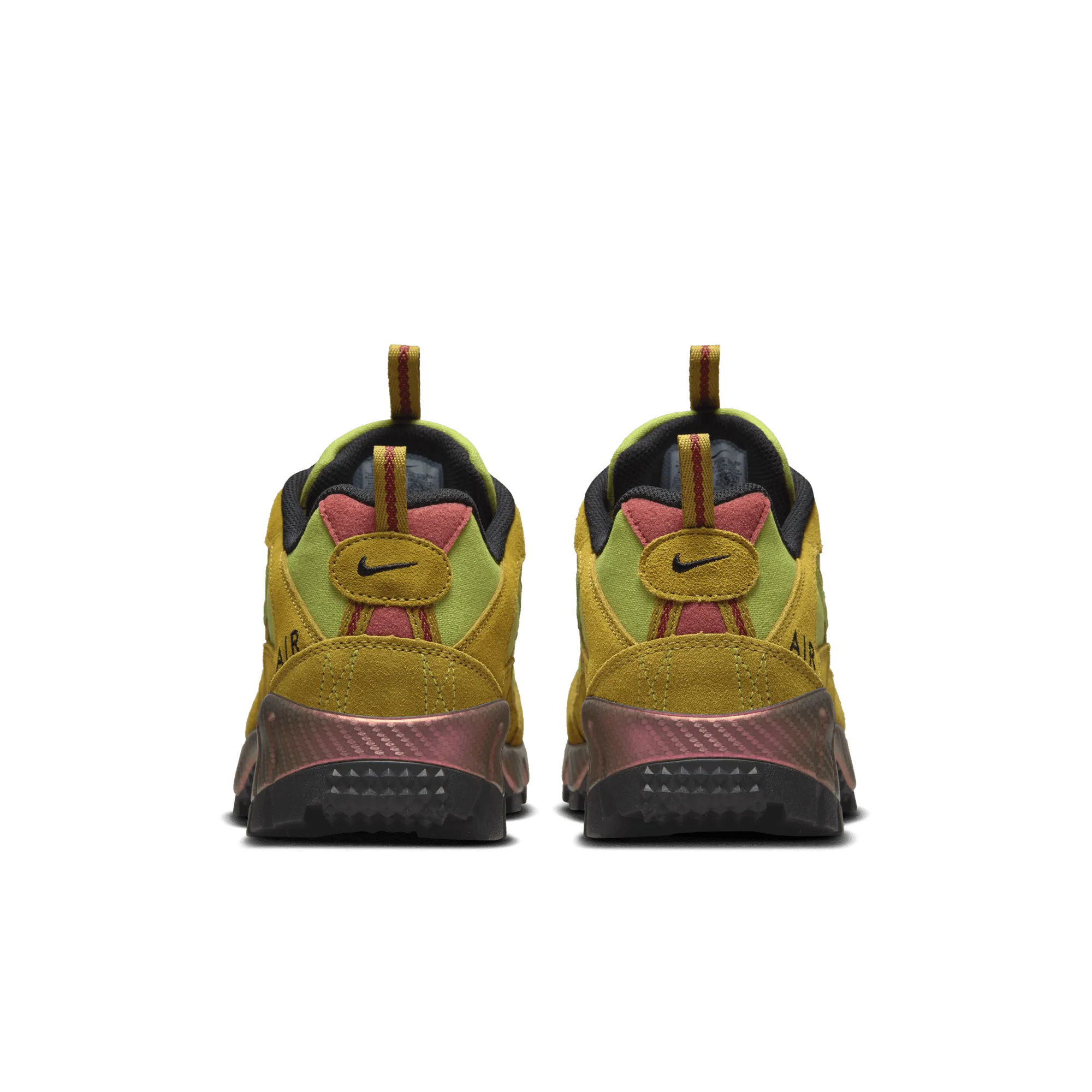 NIKE AIR HUMARA
