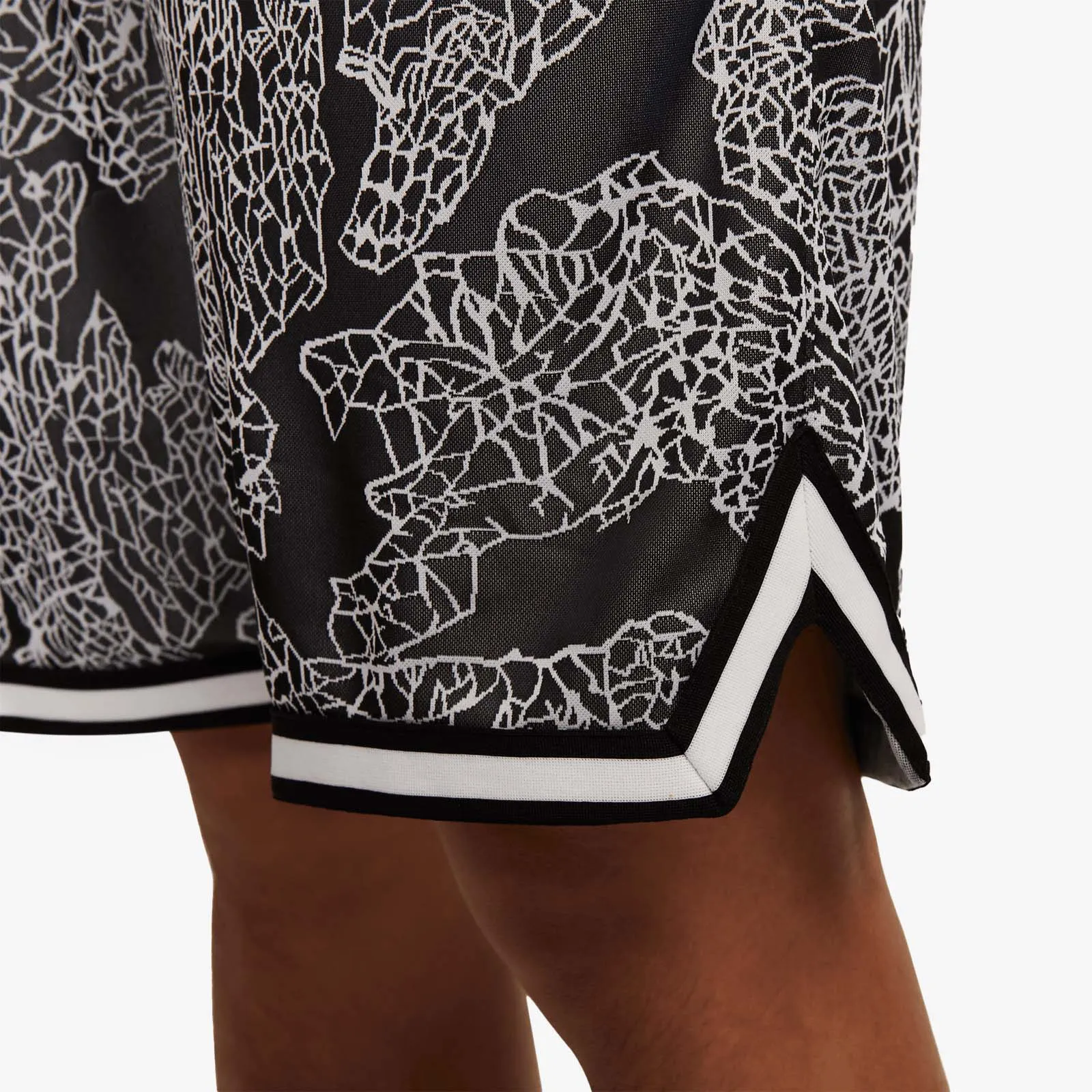 Nike Dri-Fit DNA 10" AOP Basketball Shorts - Black/White