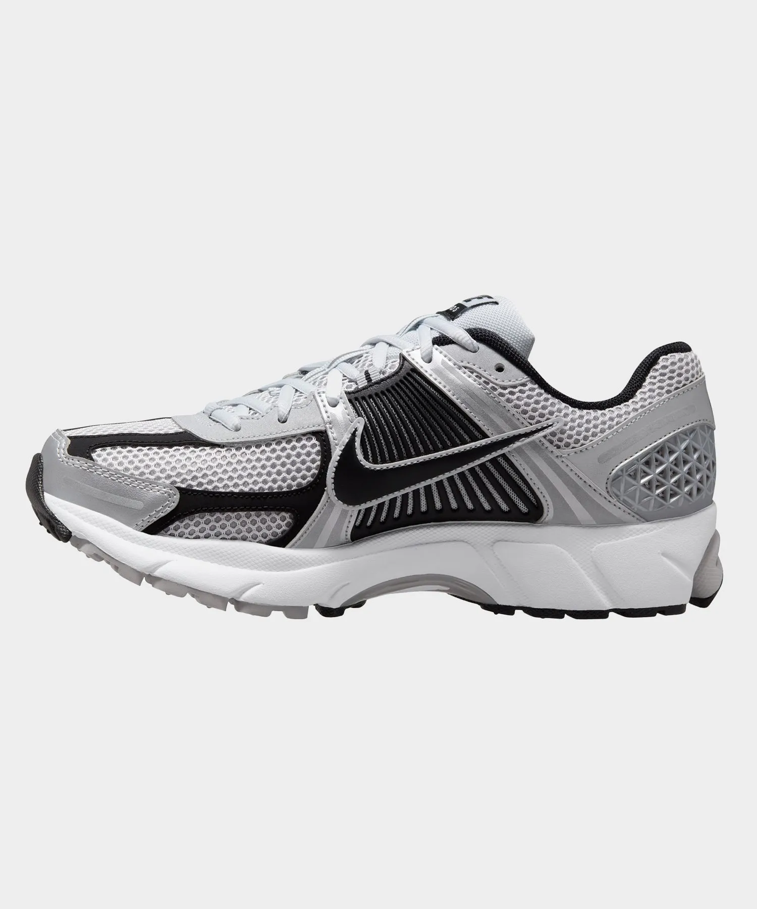 Nike Zoom Vomero in Metallic Silver   Pure Platinum