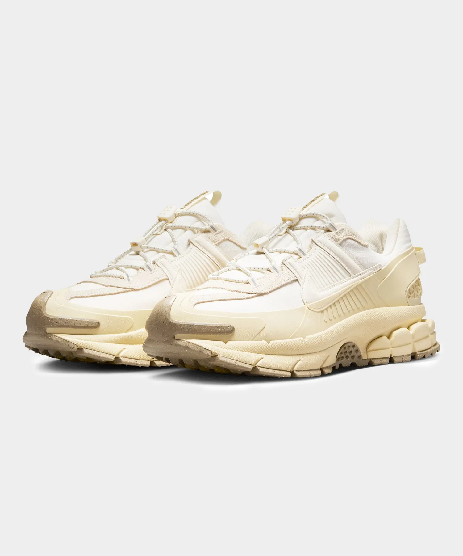 Nike Zoom Vomero Roam in Pale Ivory   Khaki