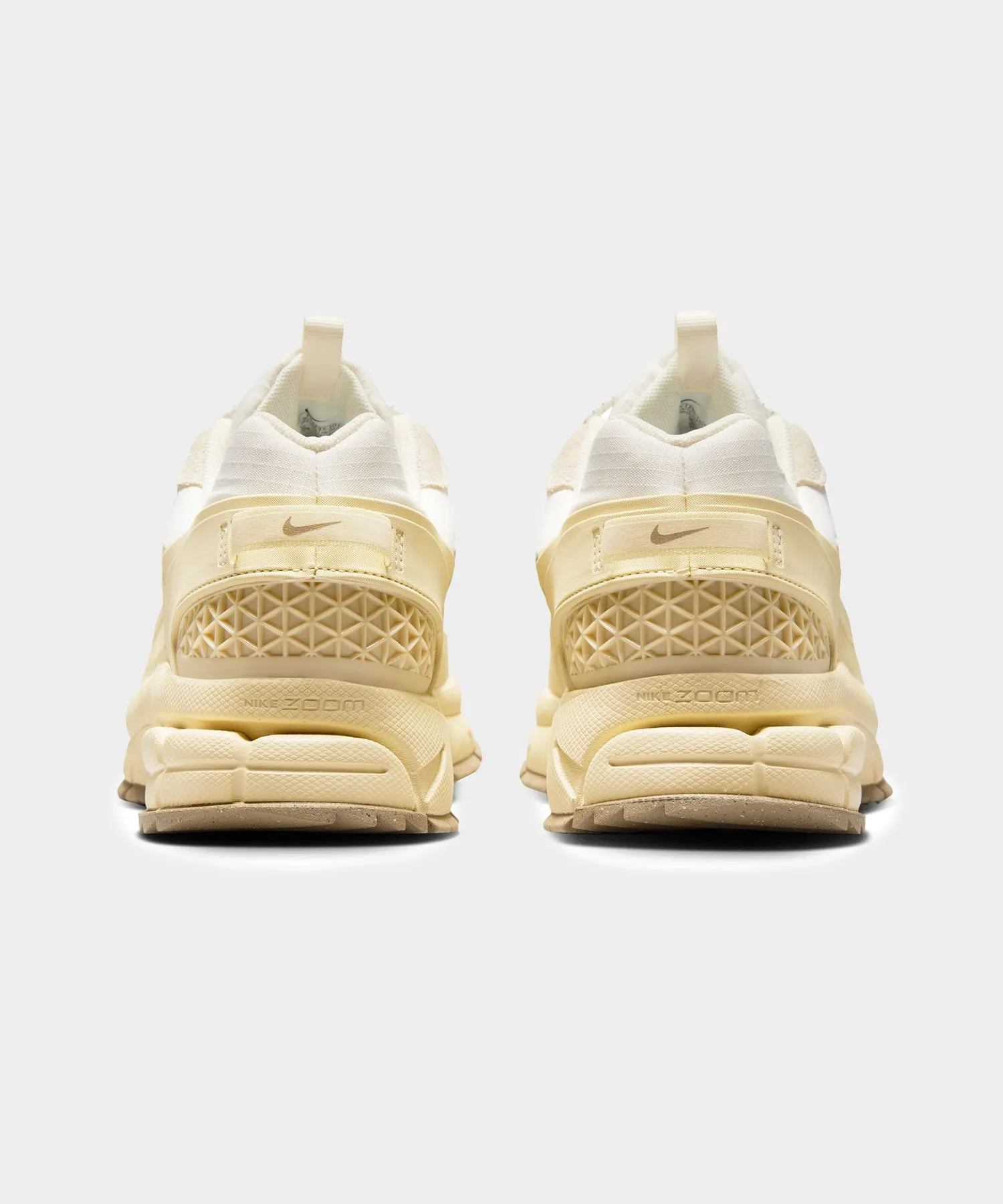 Nike Zoom Vomero Roam in Pale Ivory   Khaki