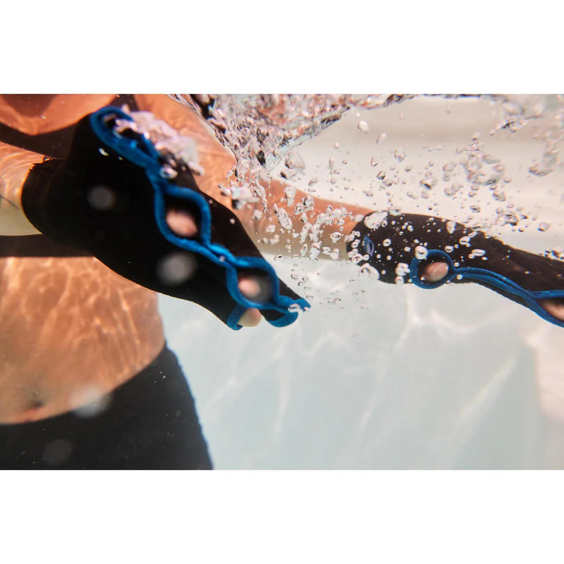 Pair of Aquafitness Neoprene Webbed Gloves black blue