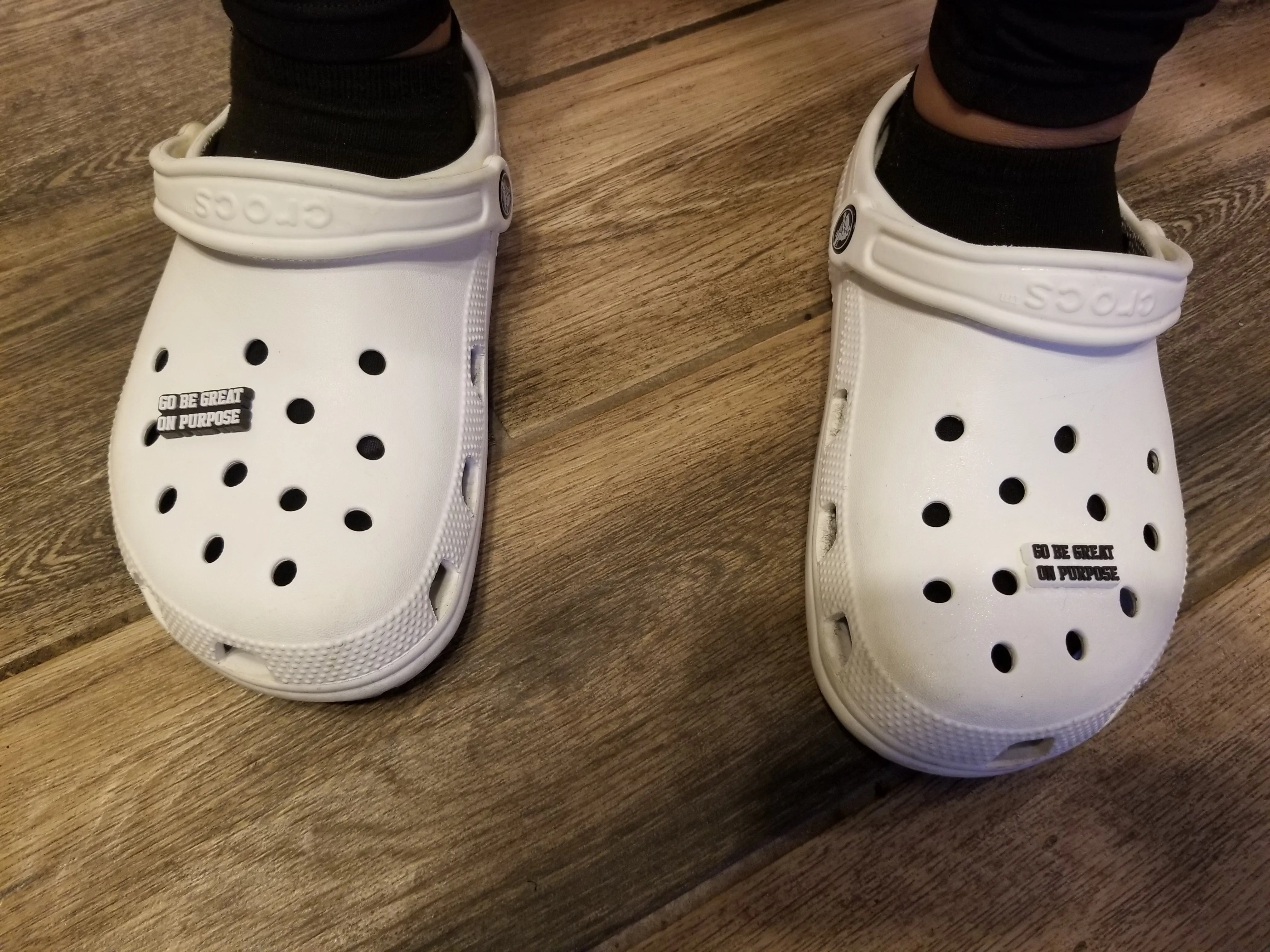 "Go Be Great On Purpose" Croc pen in White