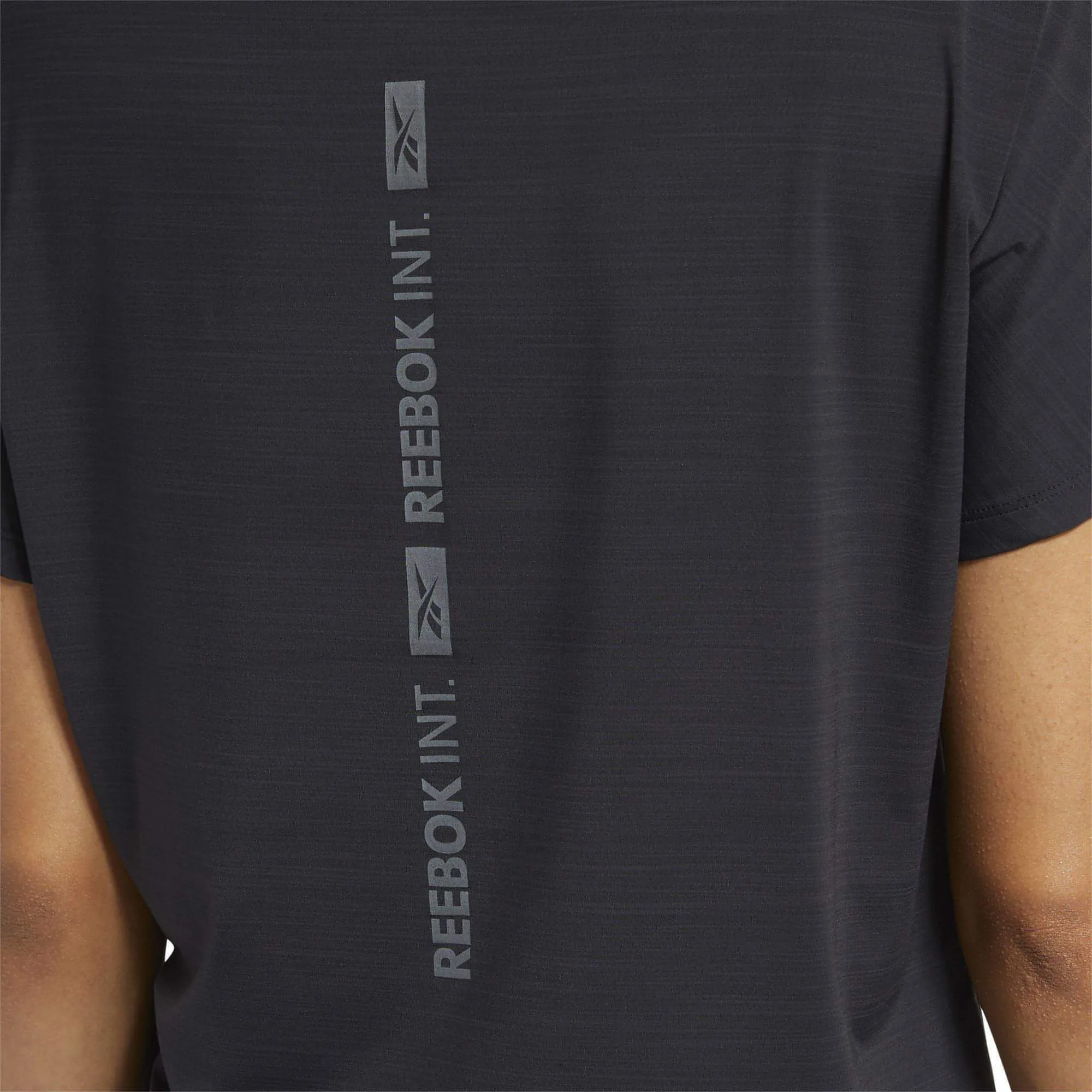 Reebok ActivChill Boxy Short Sleeve Womens Training Top - Black