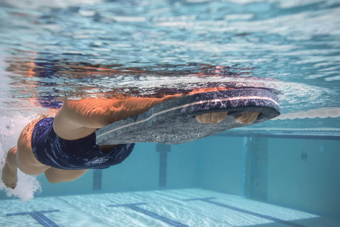 SWIMMING POOL KICKBOARD