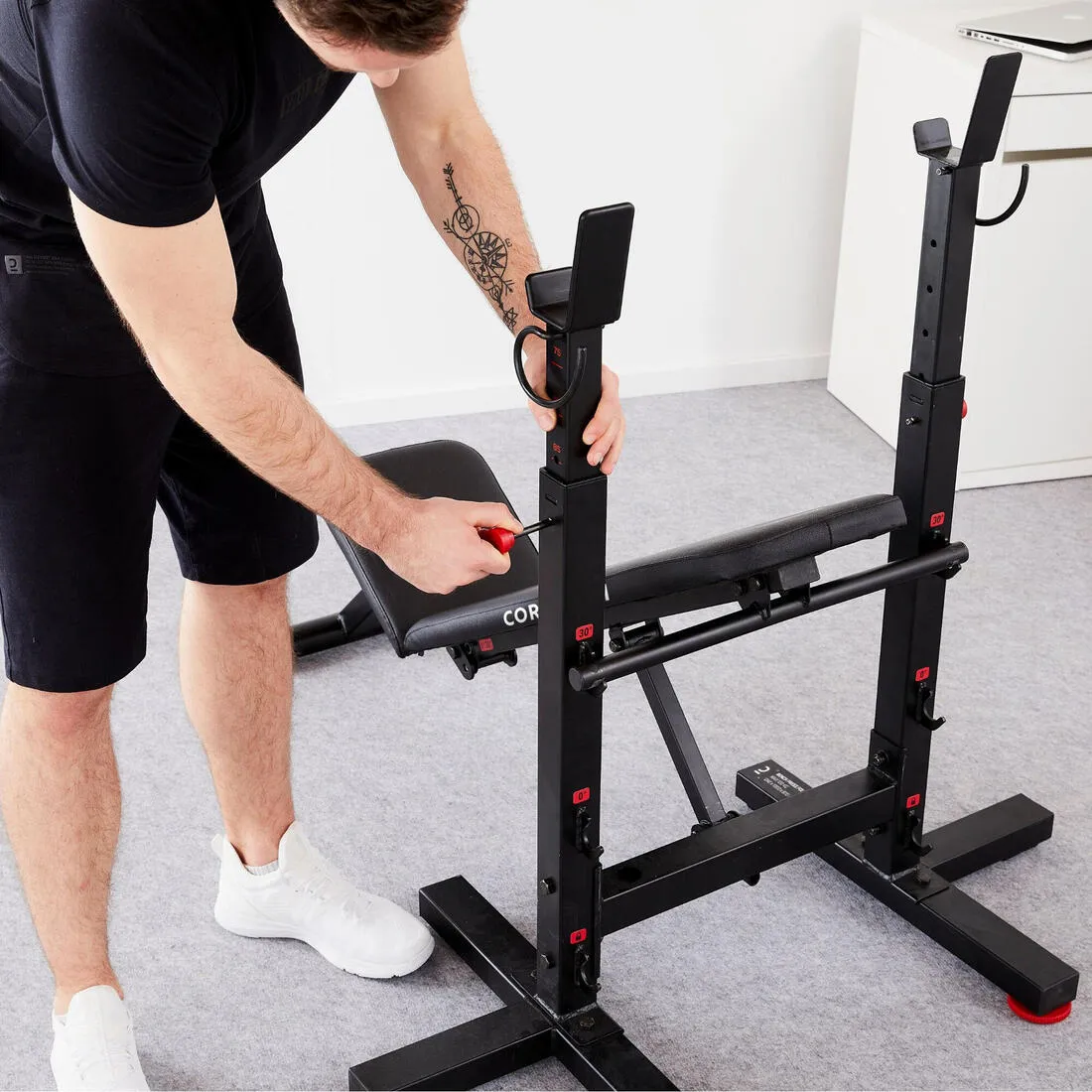 Tiltable Weights Bench with Collapsible Pegs - Bench Press Fold