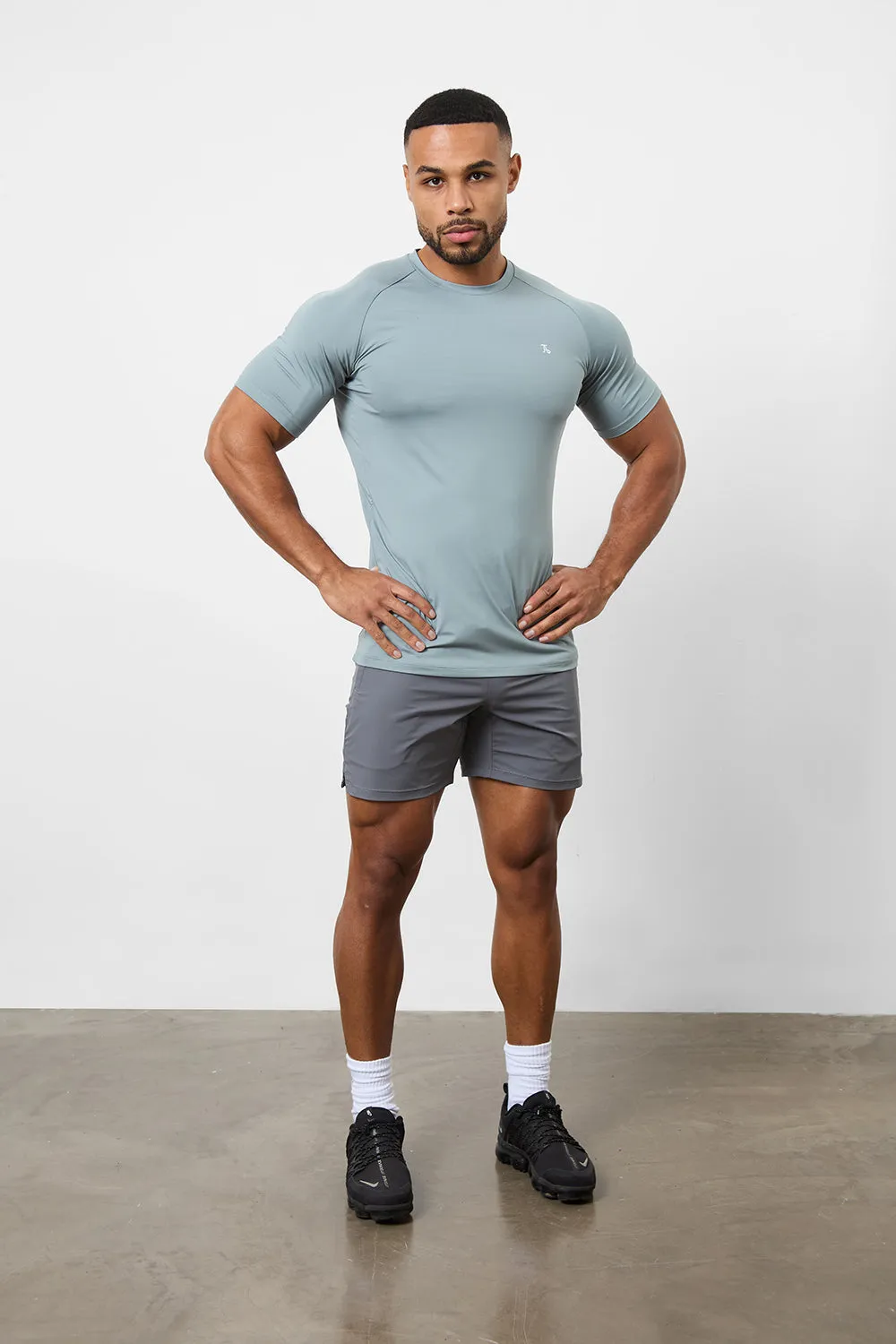 Training Top in Kale