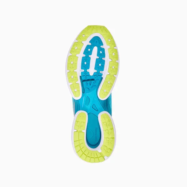 True Motion - Women's Utech Nevos 3 Road Shoe