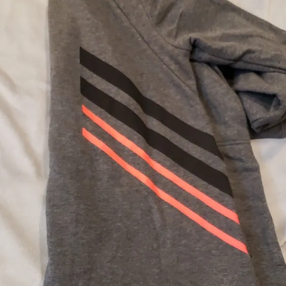 Under Armour zippered Hoodie