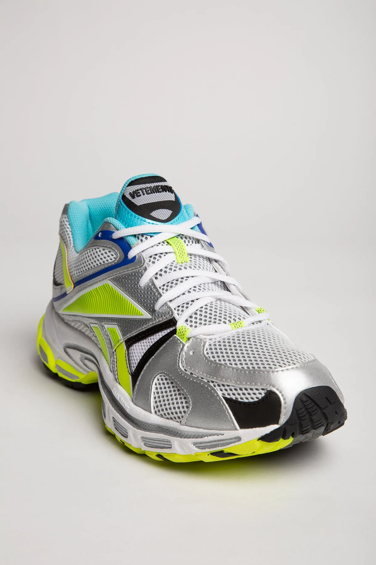 VETEMENTS | SPIKE RUNNER 200