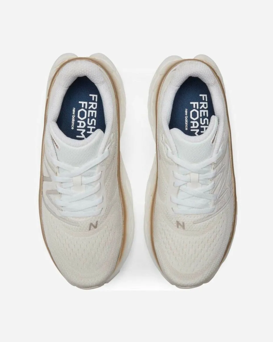WMORCW4 - White