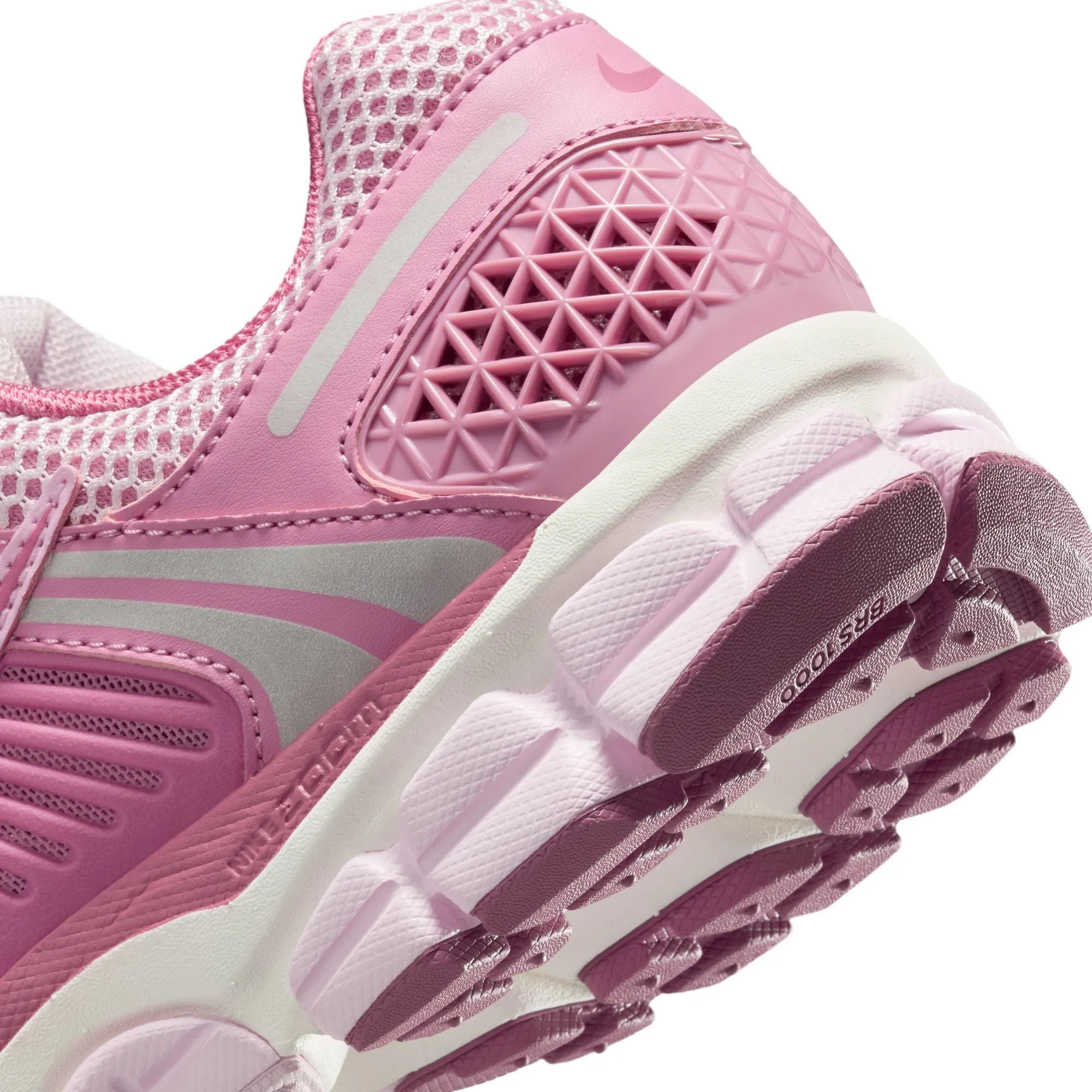 Women's Nike Zoom Vomero 5 'Elemental Pink'